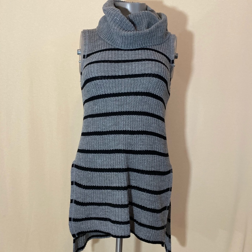 Sleeveless Cowl Neck Sweater